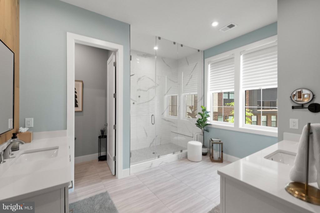 43442 CROSON LANE Unit: 100