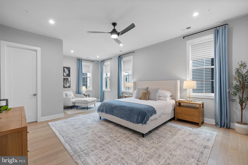 43442 CROSON LANE Unit: 100