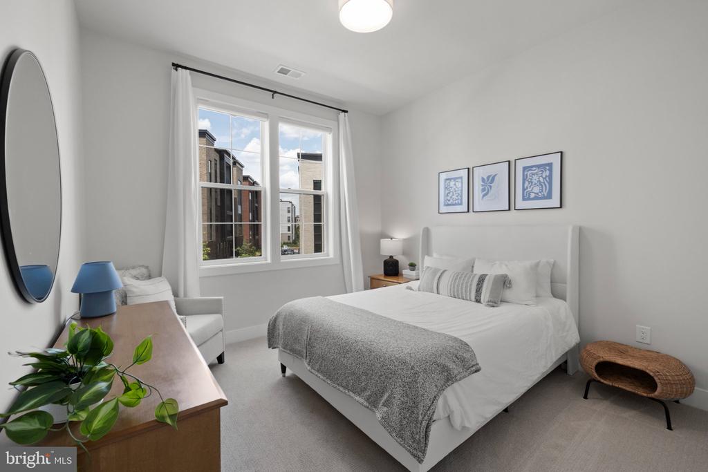 43442 CROSON LANE Unit: 100