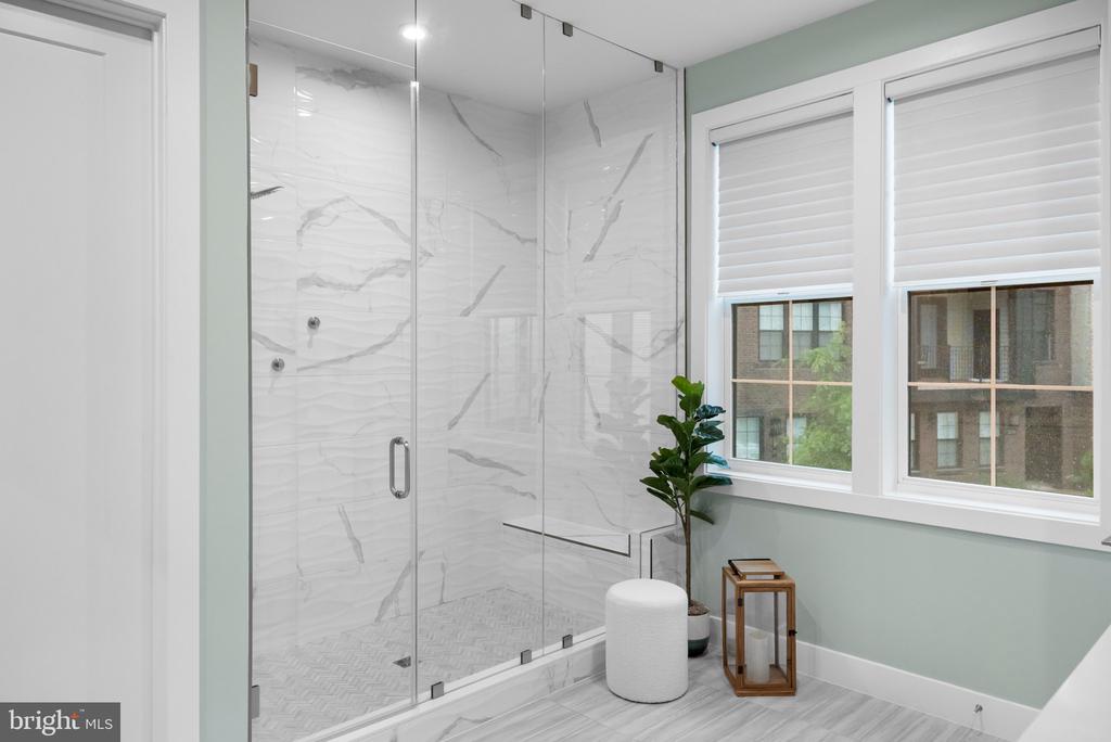 43442 CROSON LANE Unit: 100