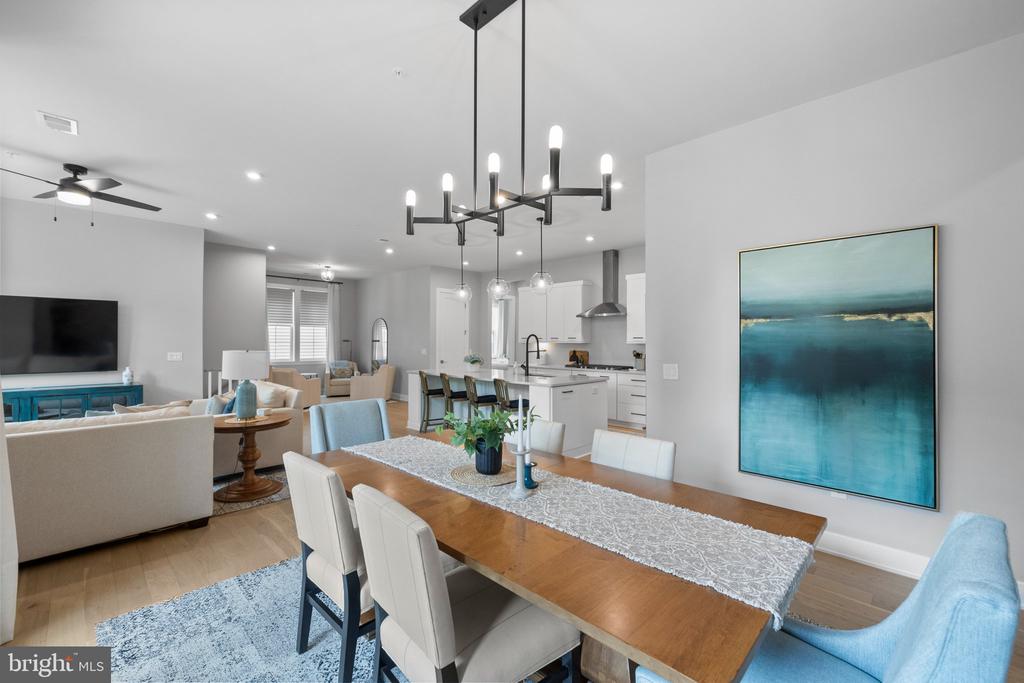 43442 CROSON LANE Unit: 100