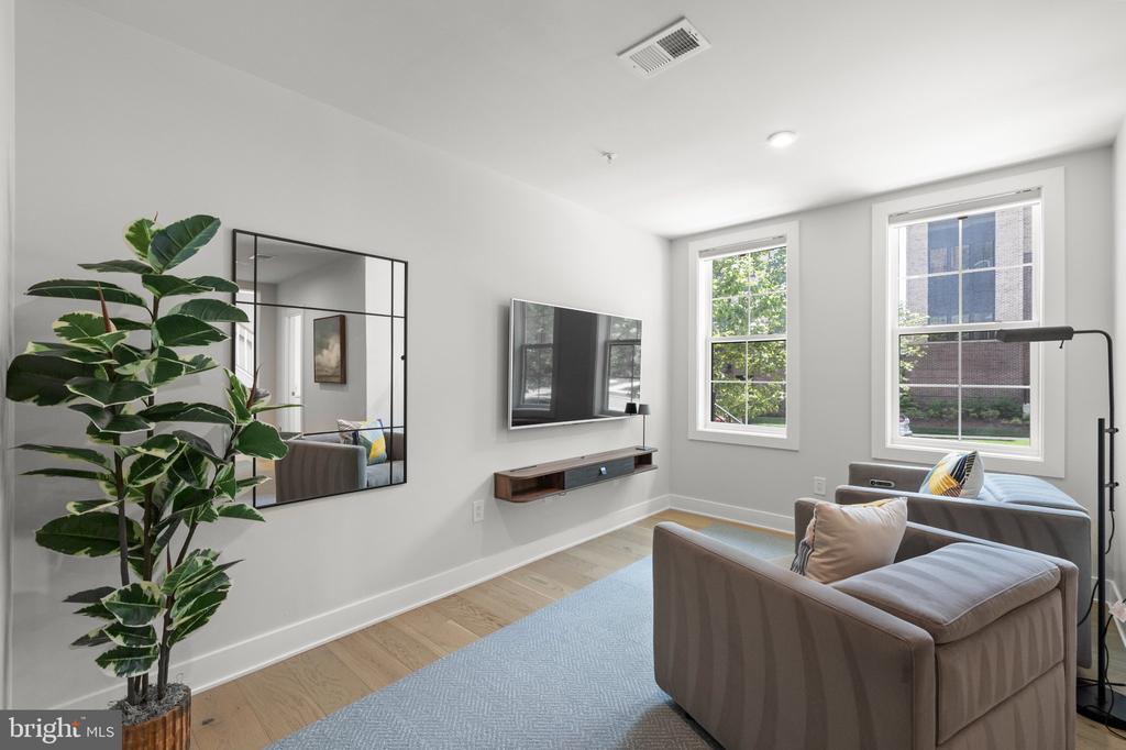 43442 CROSON LANE Unit: 100