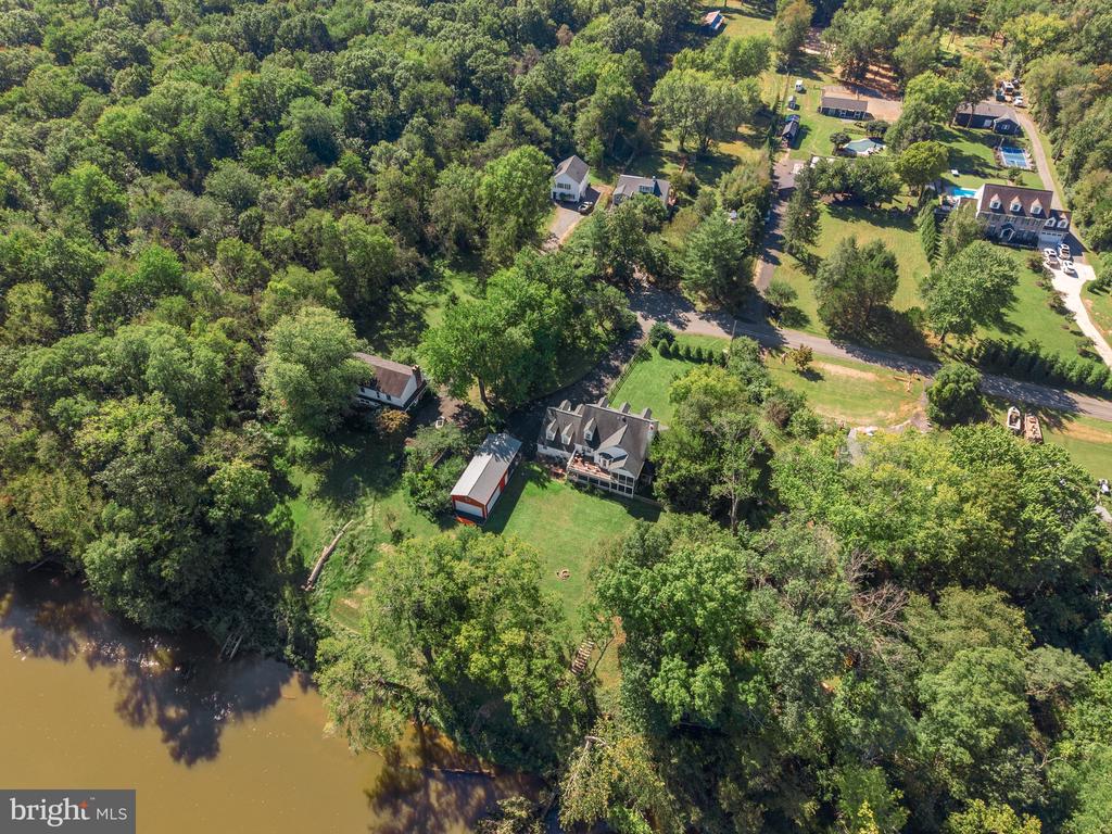 19091 YOUNGS CLIFF ROAD