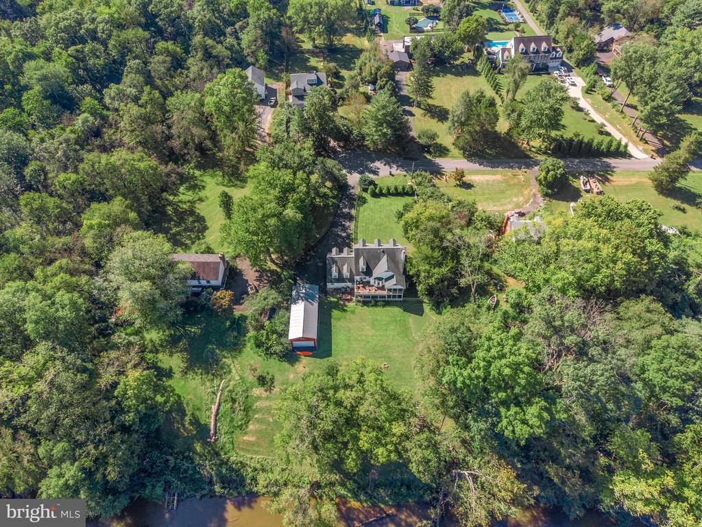 19091 YOUNGS CLIFF ROAD