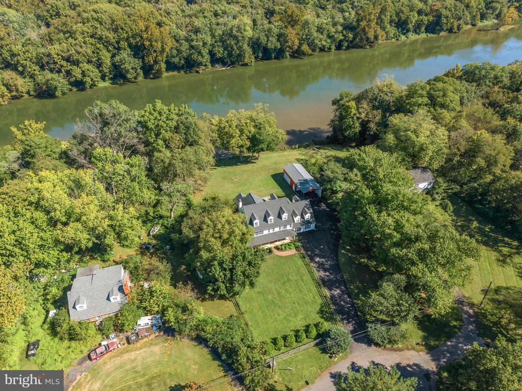 19091 YOUNGS CLIFF ROAD
