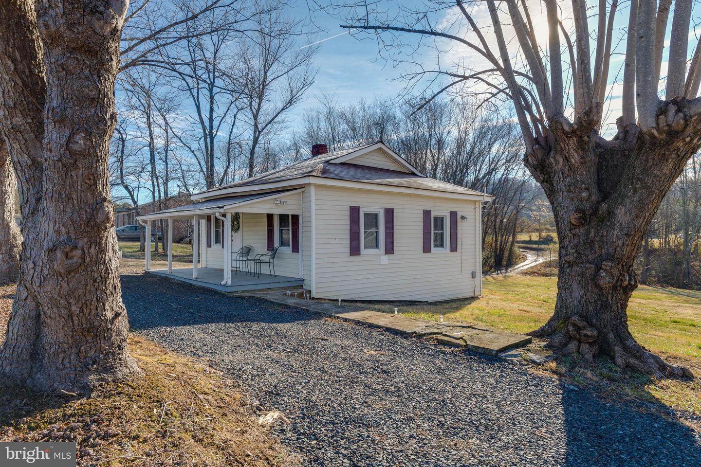 3364 WOLFTOWN-HOOD RD