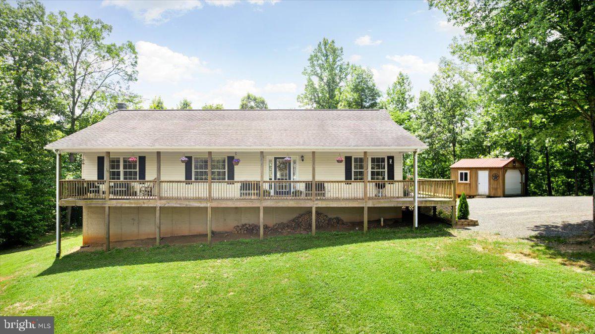 2884 Thoroughfare Rd