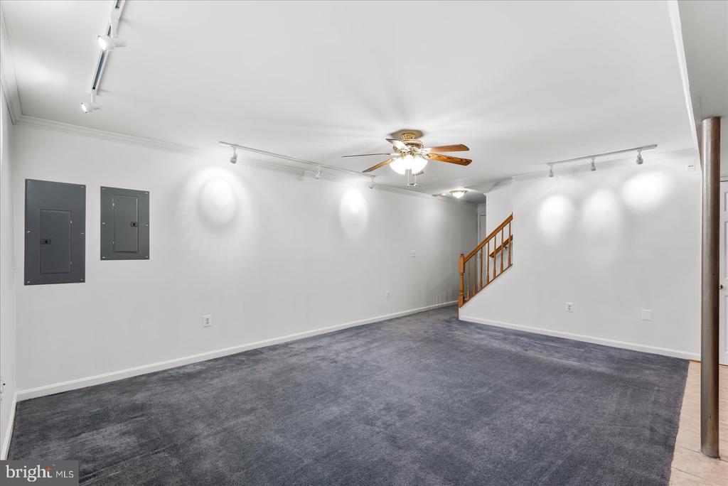1396 Meander Run Rd