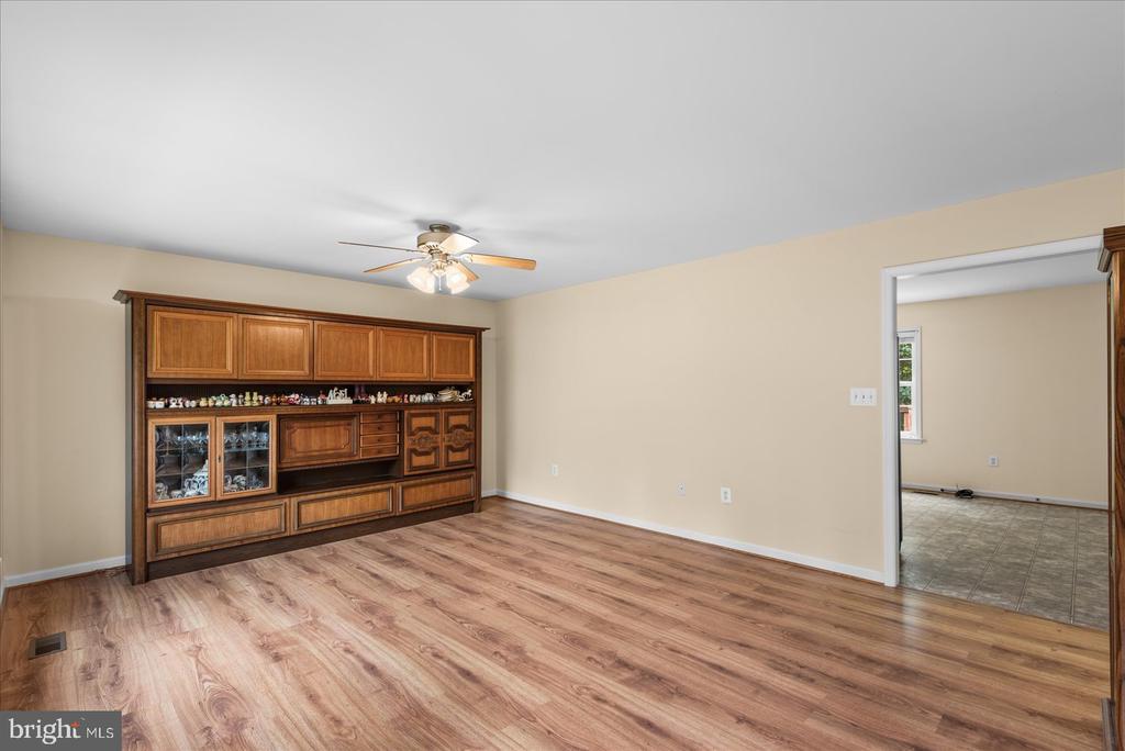 1396 Meander Run Rd