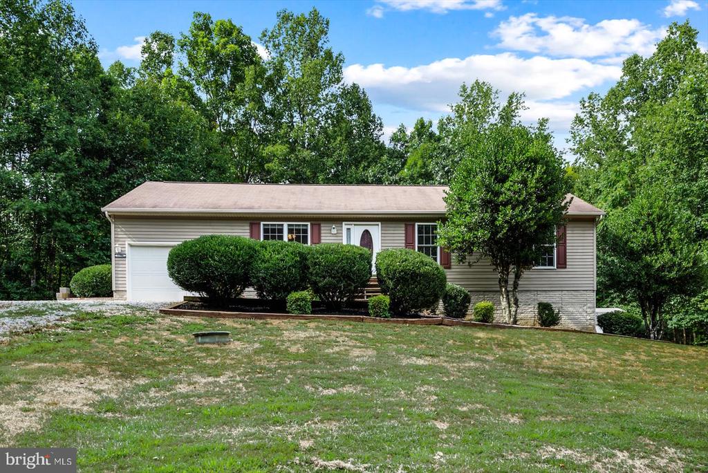 1396 Meander Run Rd