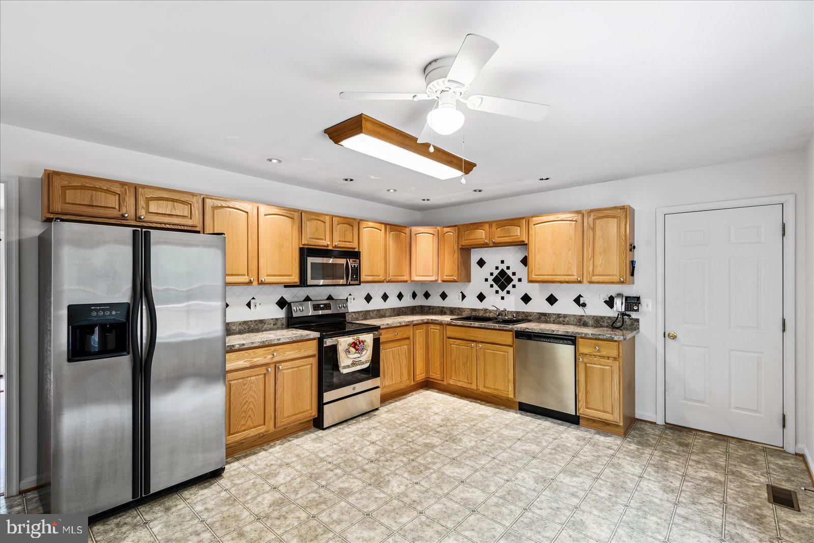 1396 Meander Run Rd