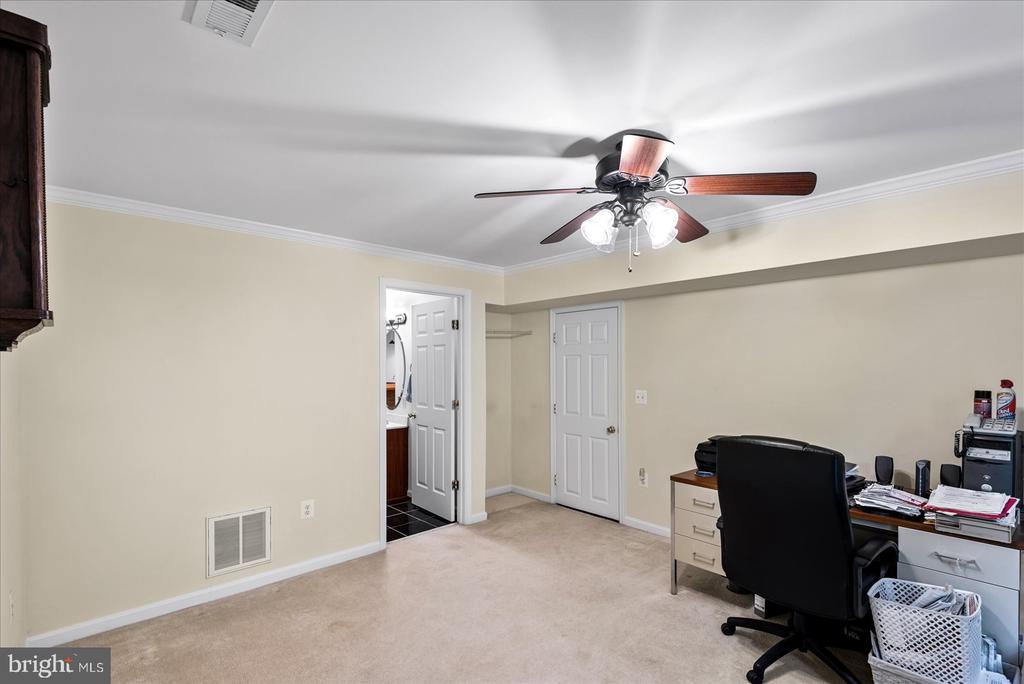 1396 Meander Run Rd