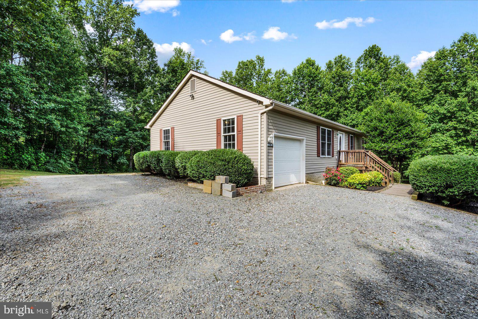 1396 Meander Run Rd