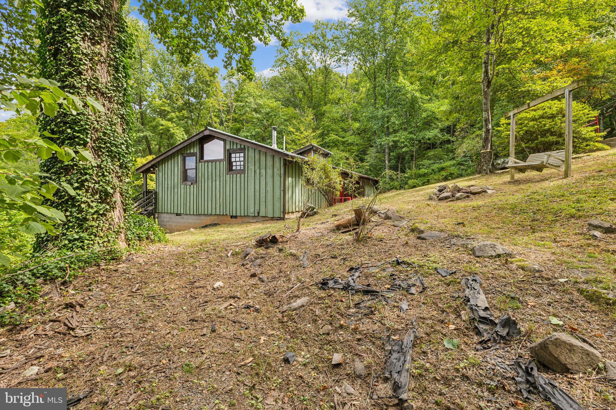 97 Florence Ln