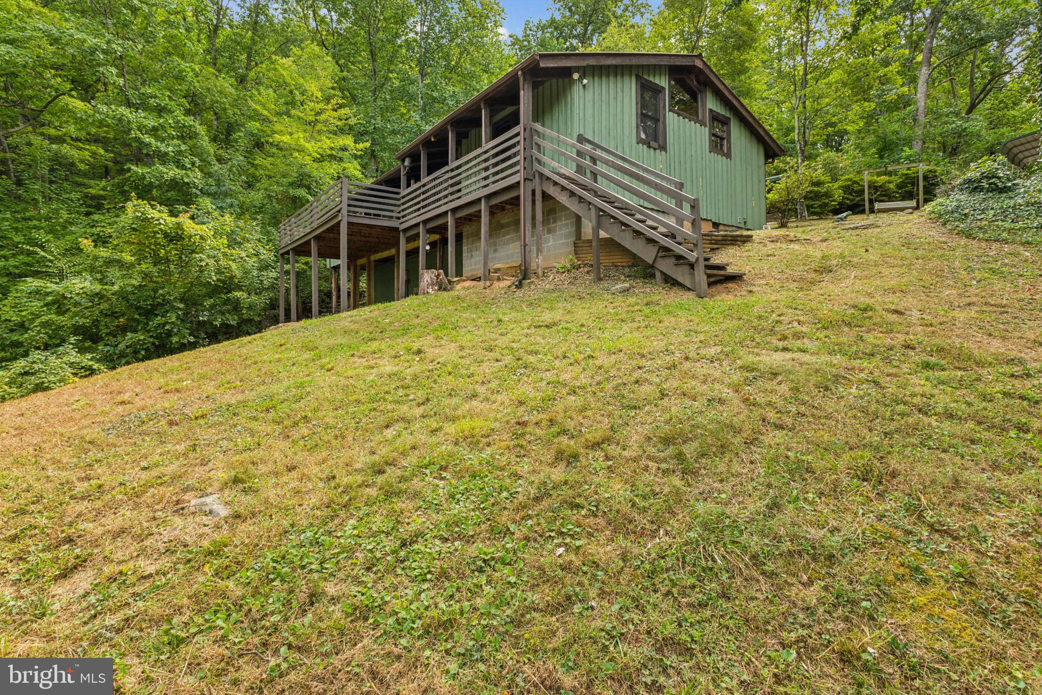 97 Florence Ln