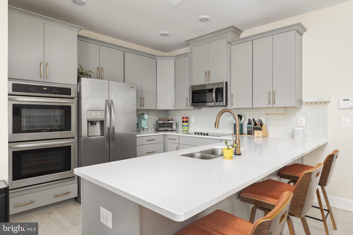 10354 RATCLIFFE TRAIL