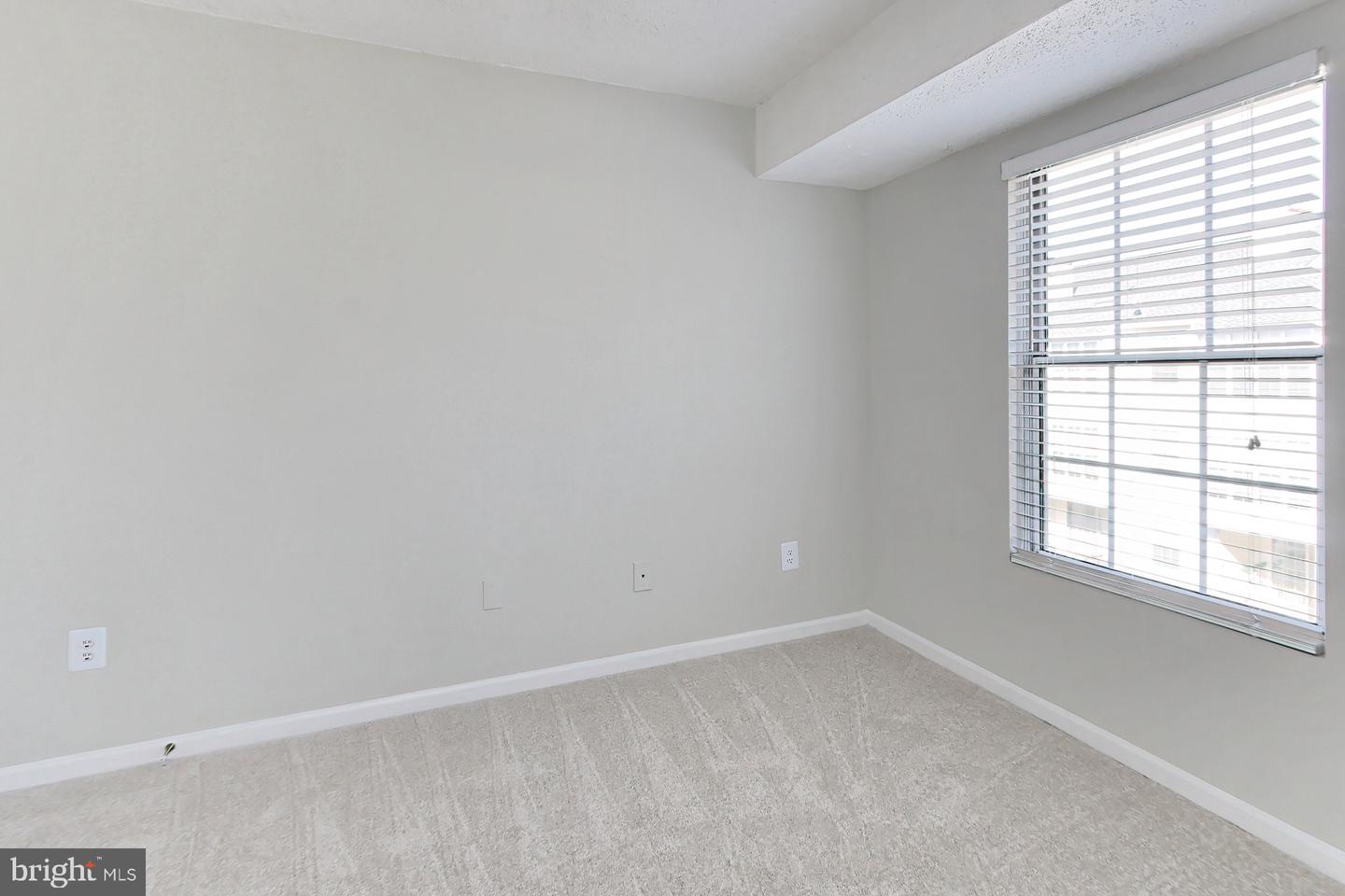 9320 CASPIAN WAY Unit: 302