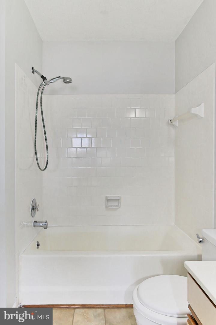 9320 CASPIAN WAY Unit: 302