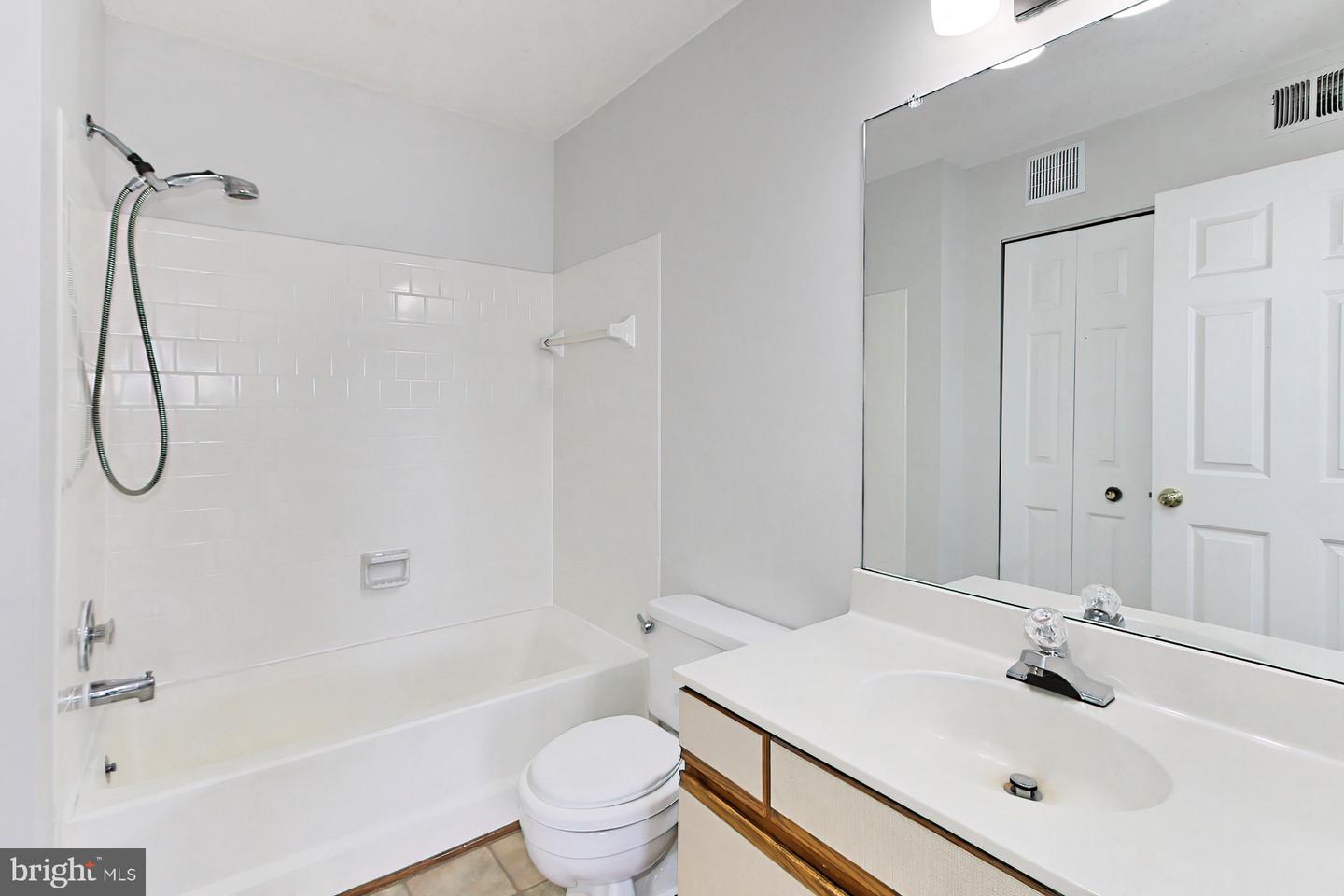 9320 CASPIAN WAY Unit: 302