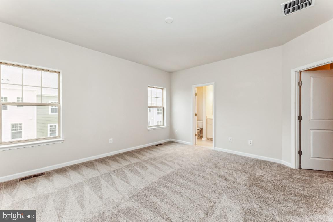 9304 BARNES LOOP