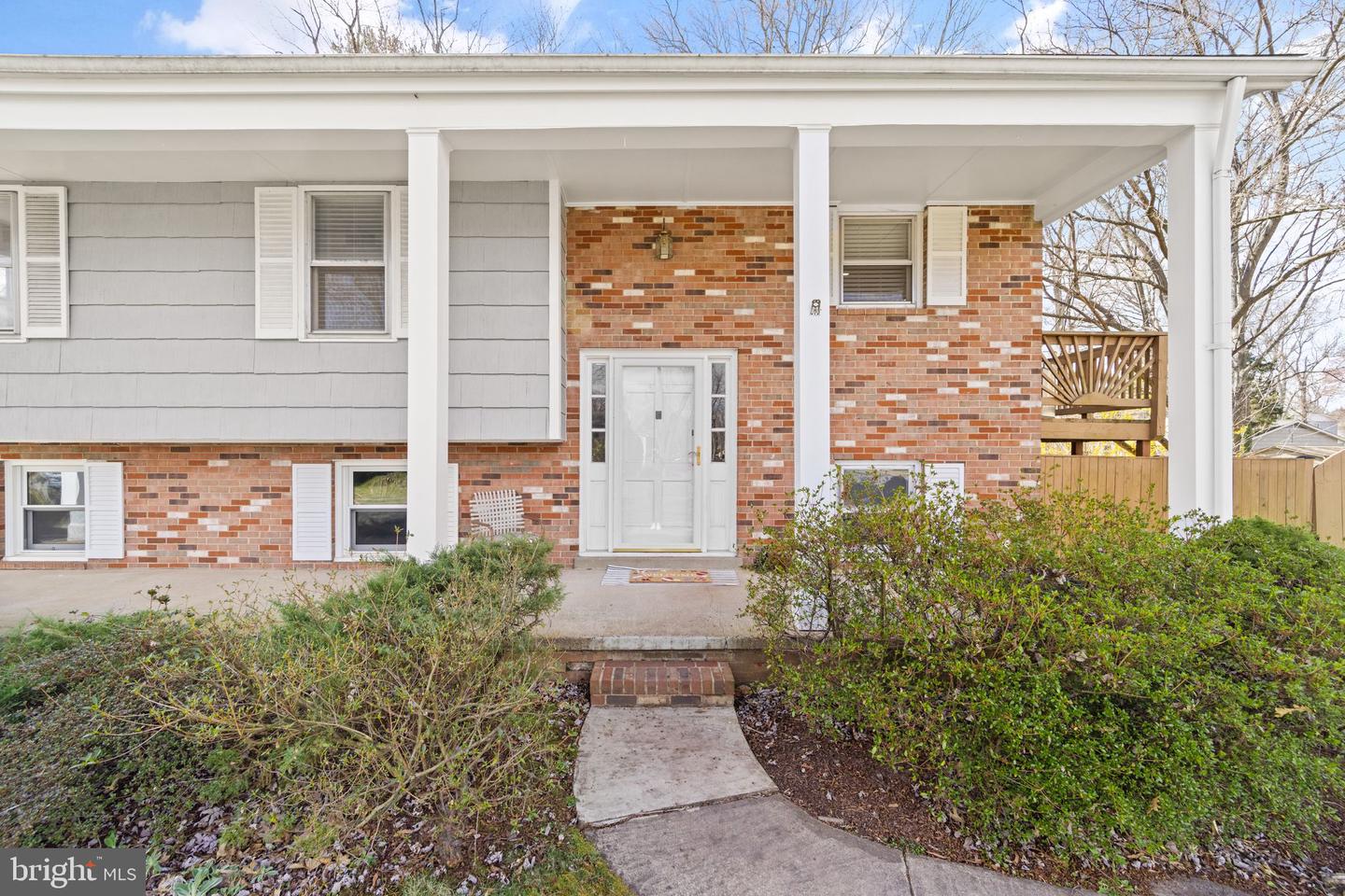 10054 WILLA LANE