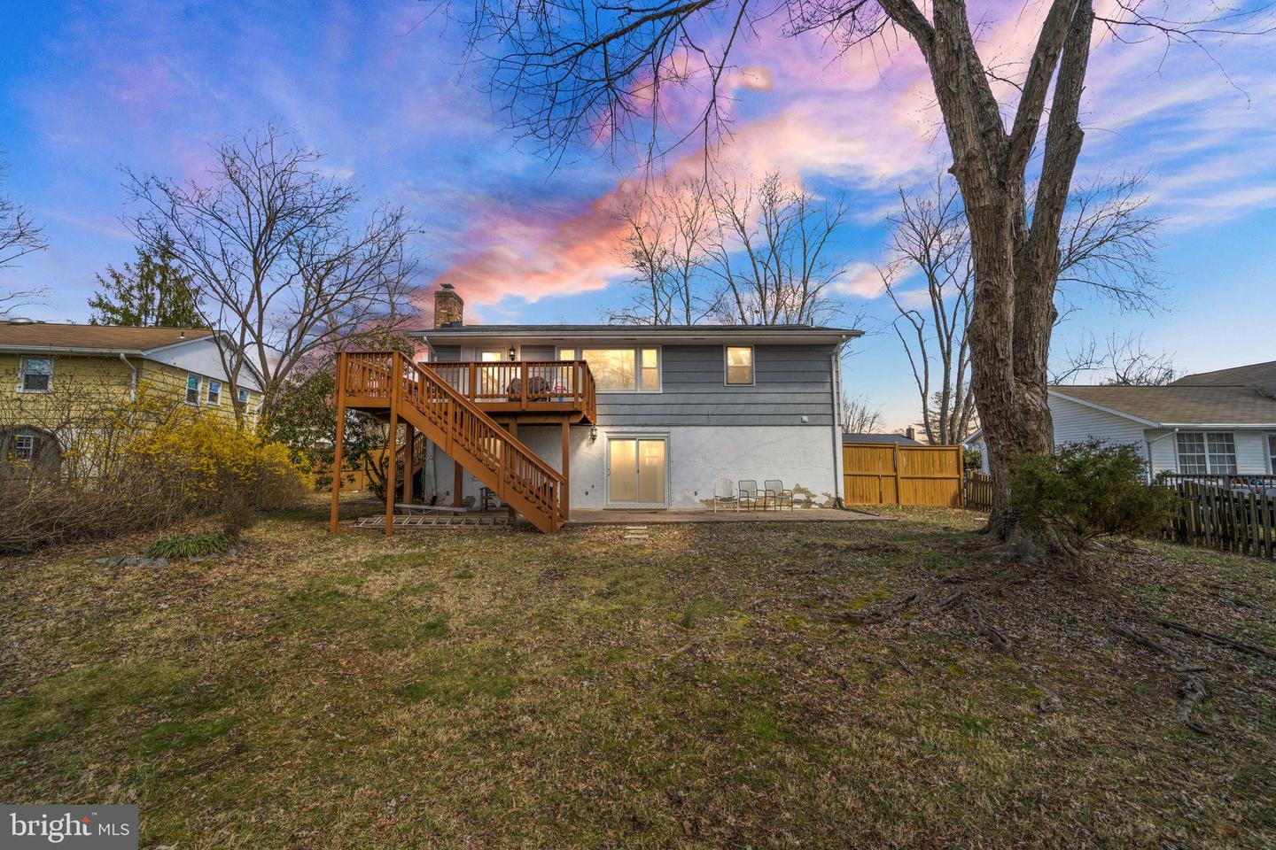 10054 WILLA LANE