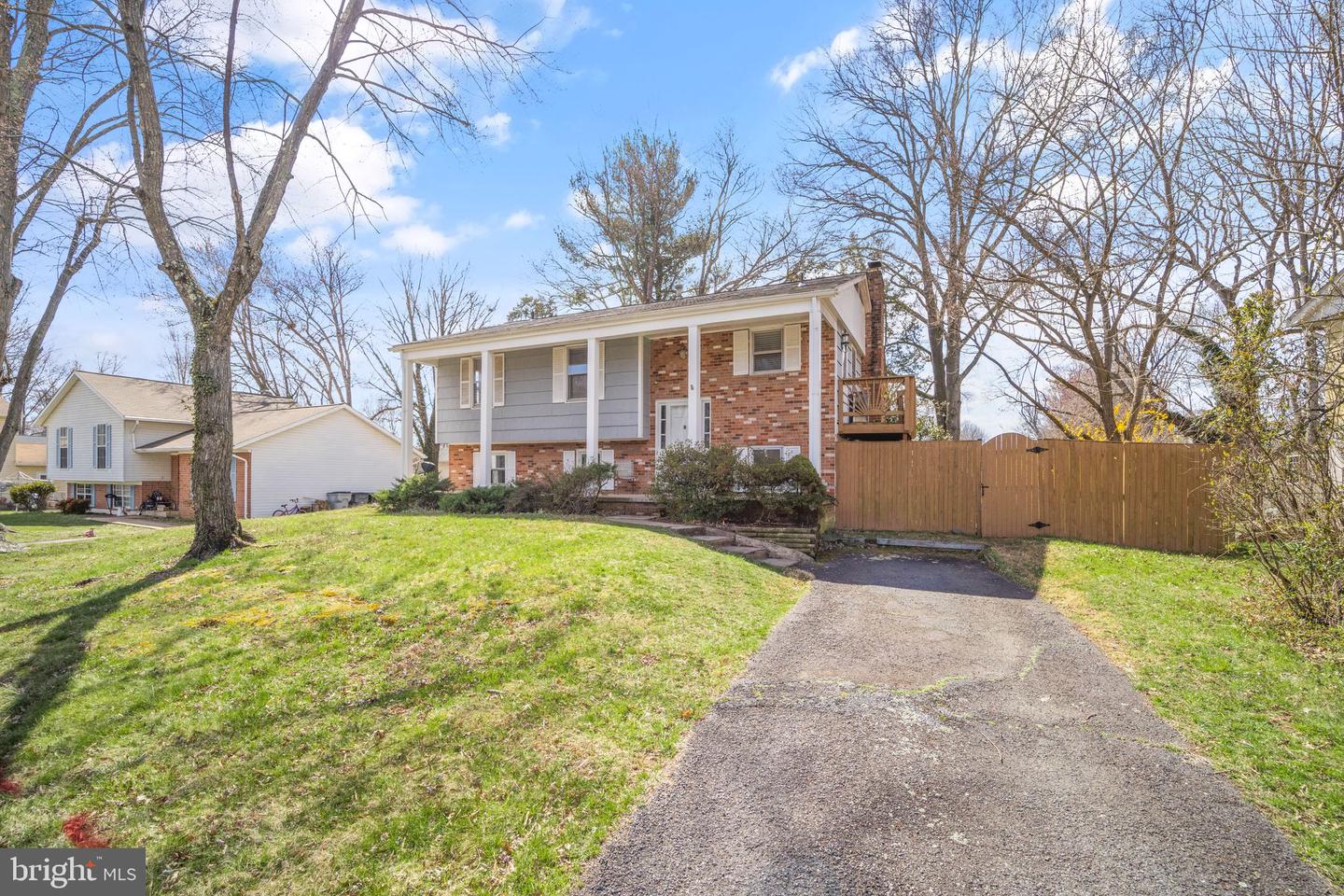 10054 WILLA LANE