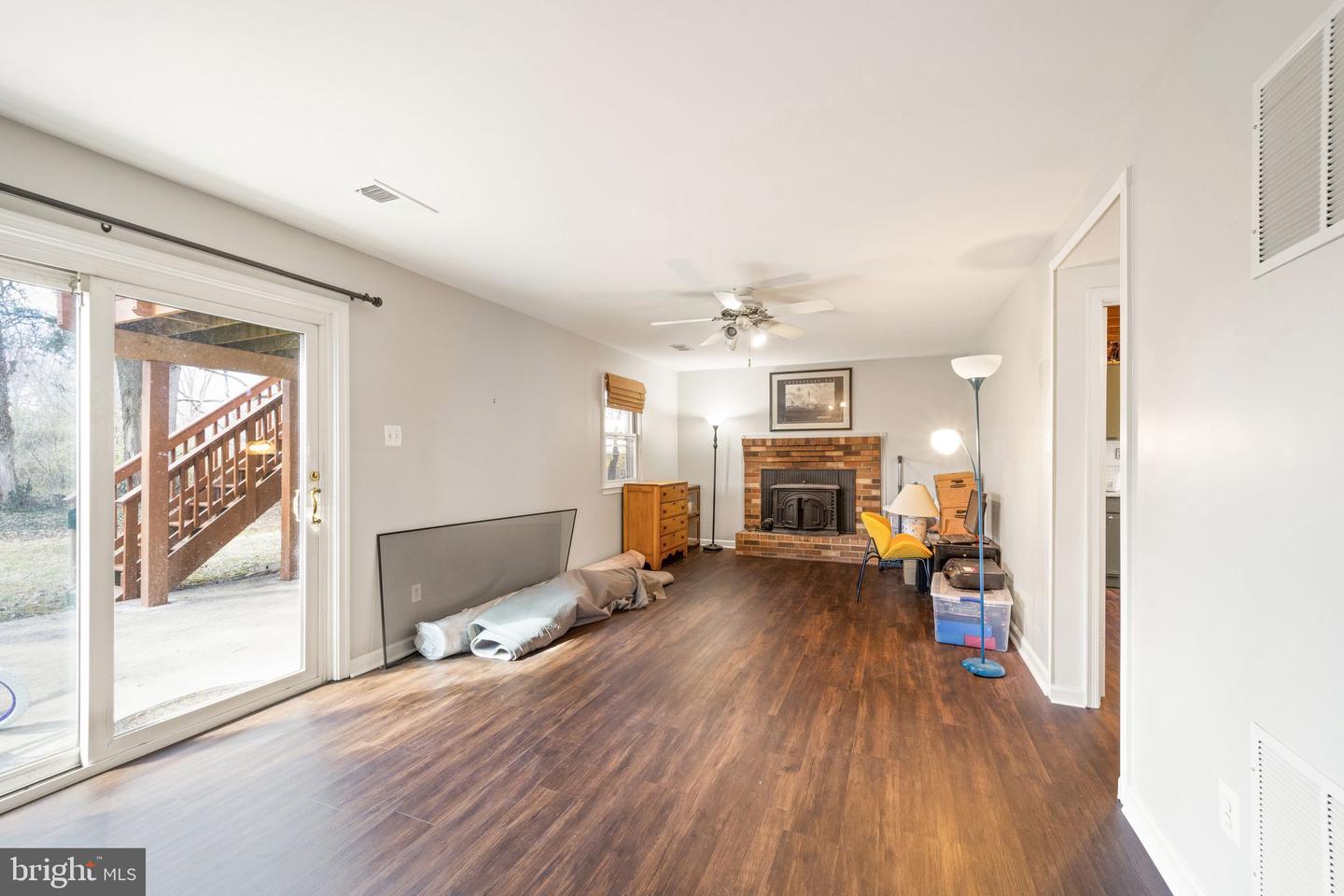 10054 WILLA LANE