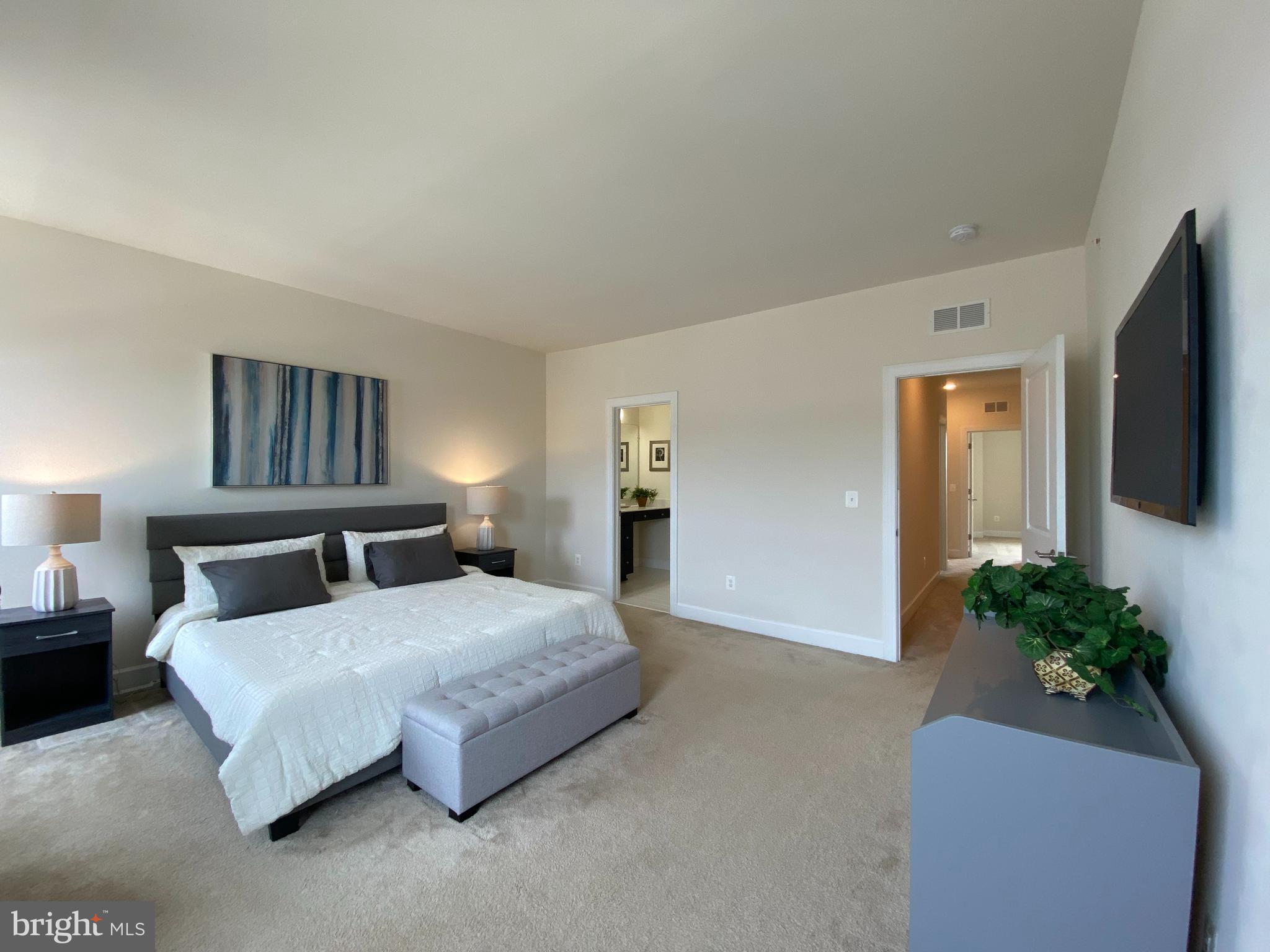 10411 RATCLIFFE TRAIL