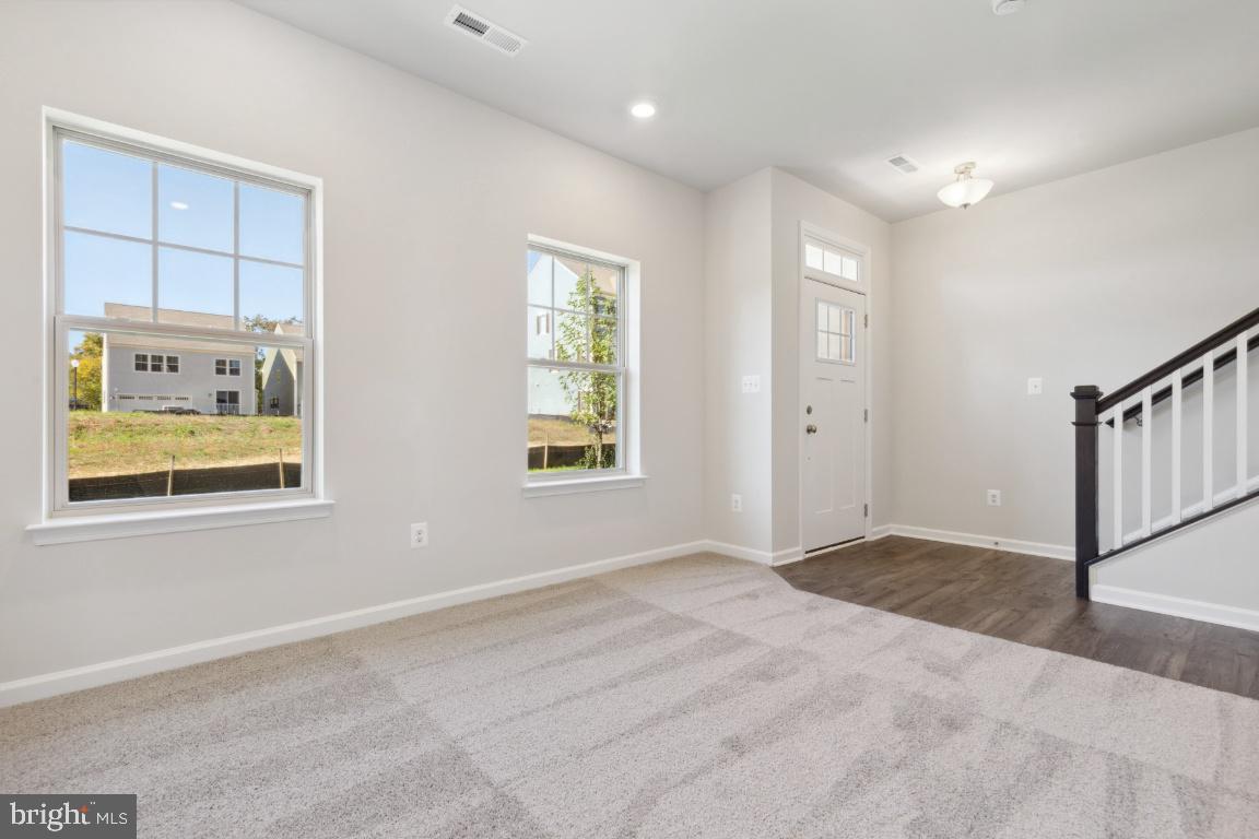 9362 Barnes Loop