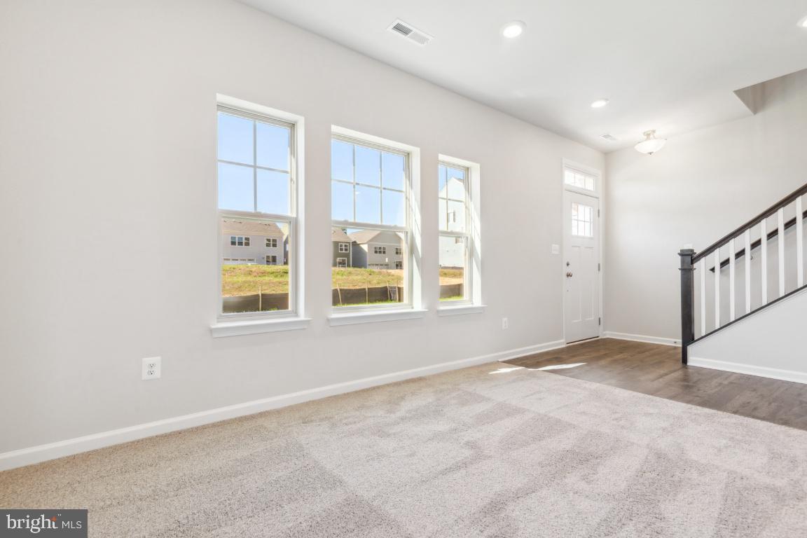 9370 Barnes Loop