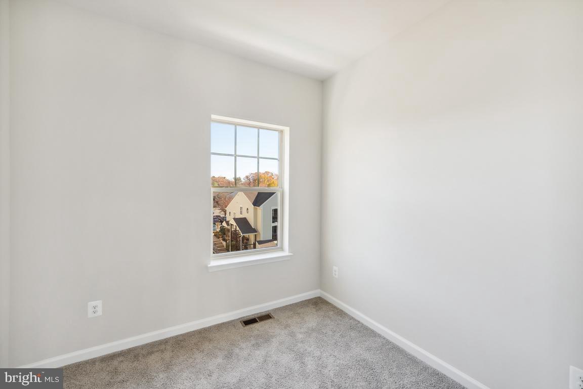9373 Barnes LOOP