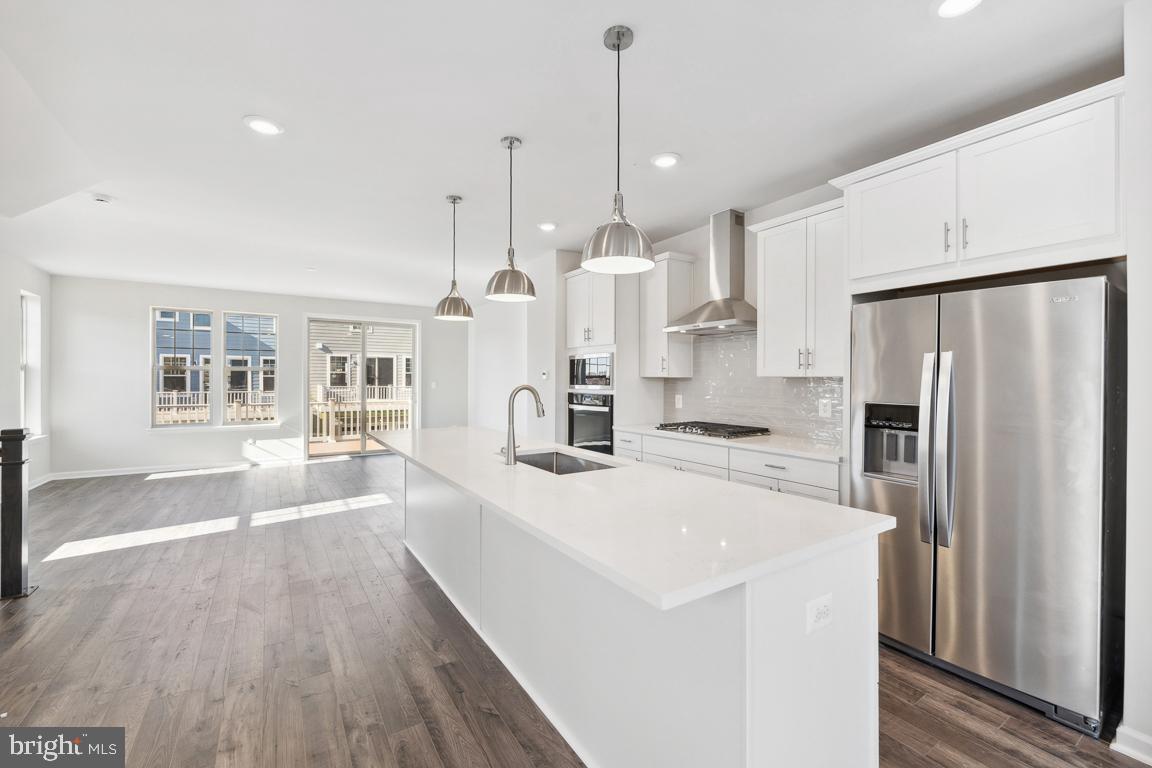 9373 Barnes LOOP