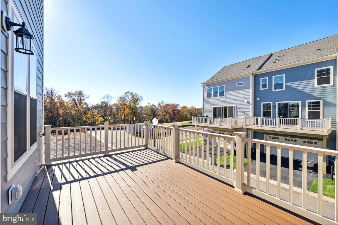 9373 Barnes LOOP