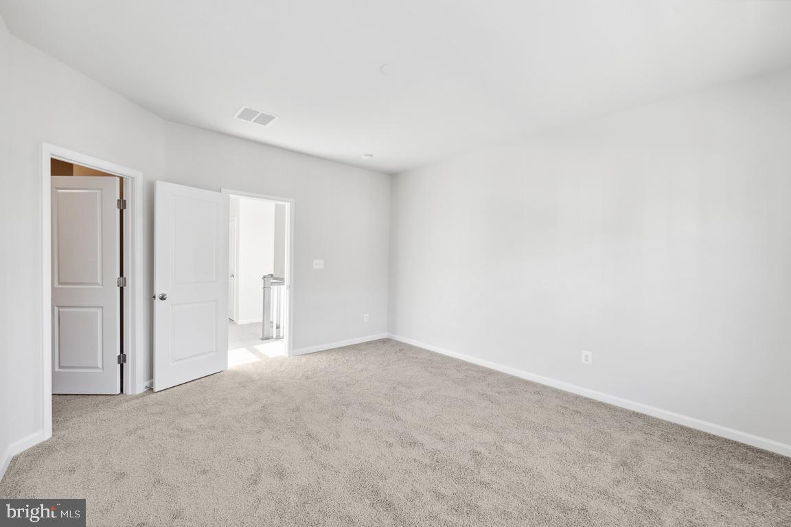9373 Barnes LOOP