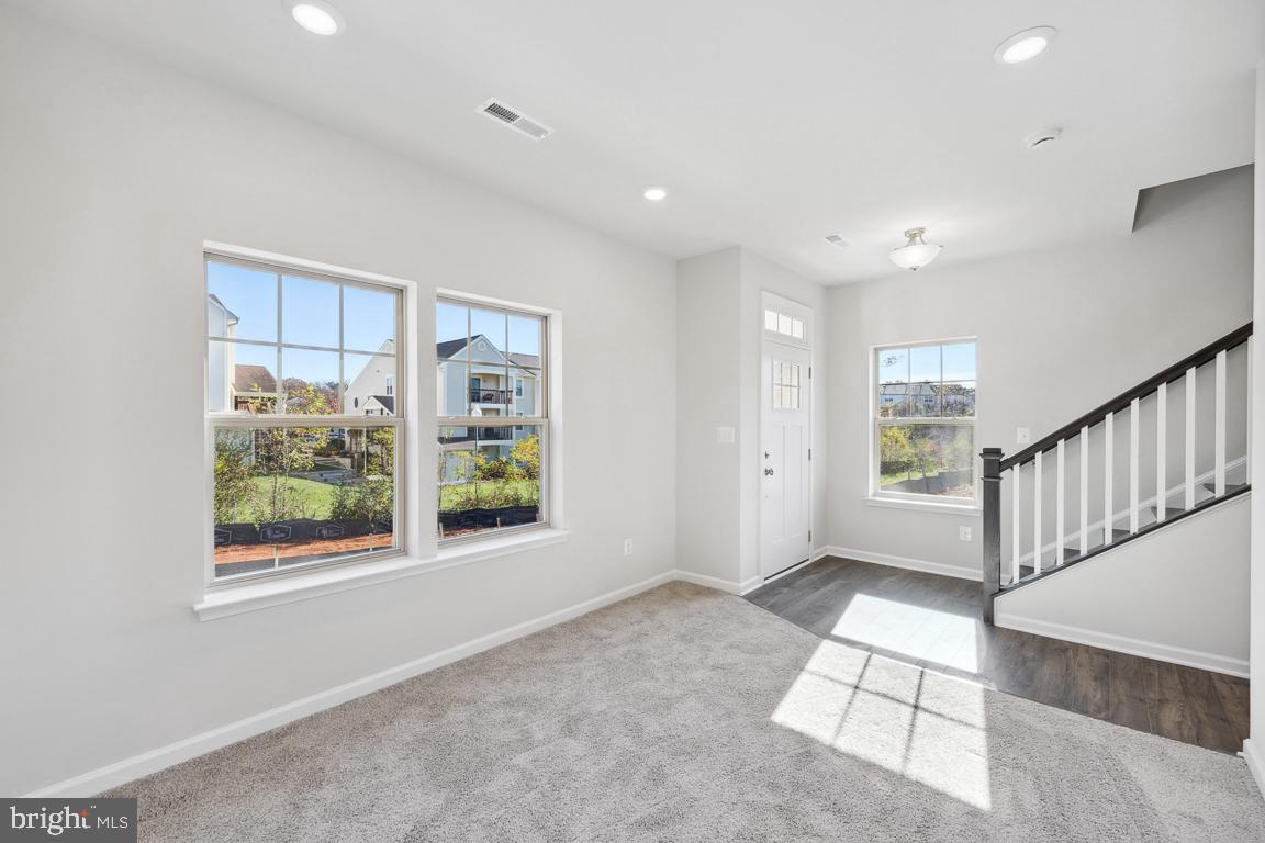 9373 Barnes LOOP
