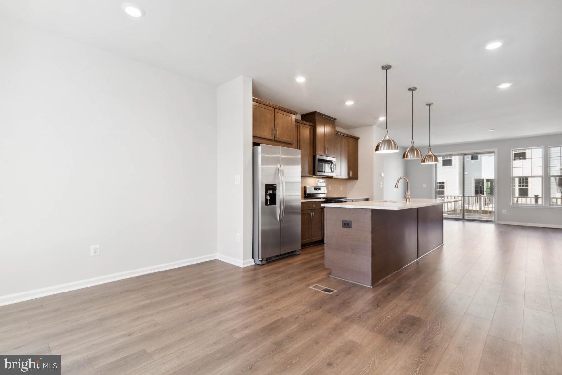 9365 Barnes Loop