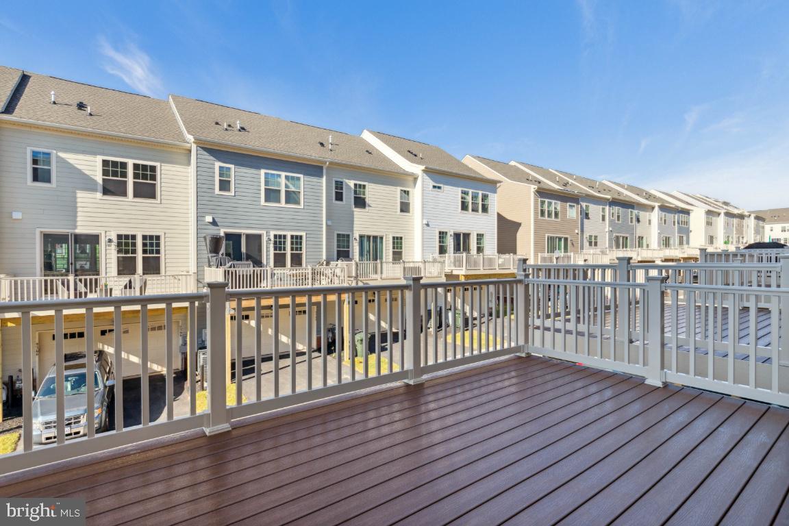 9365 Barnes Loop