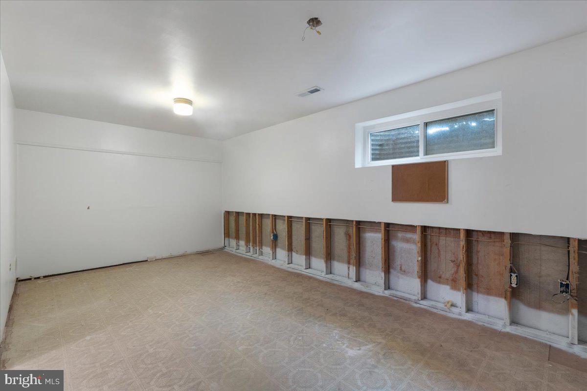 8403 Georgian Ct