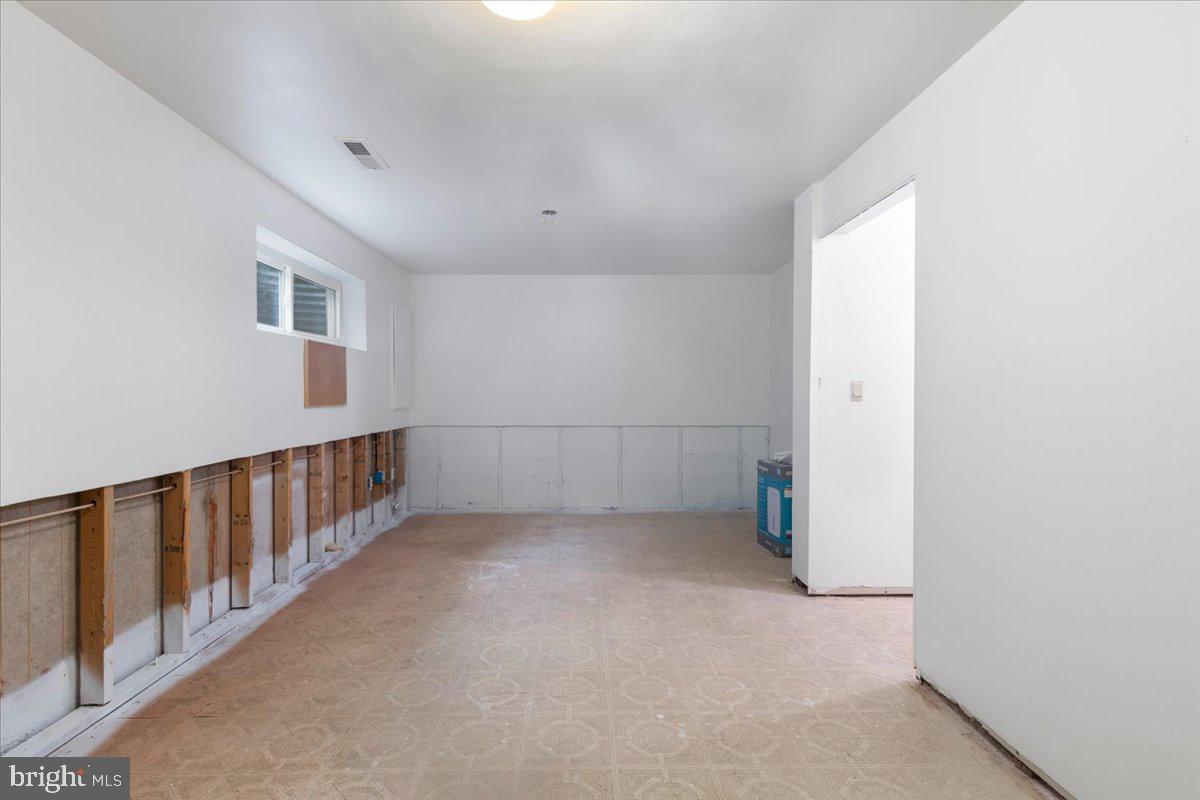 8403 Georgian Ct