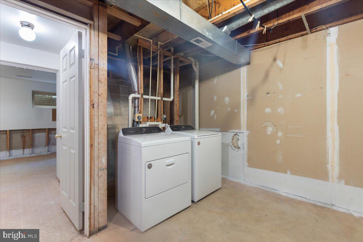 8403 Georgian Ct
