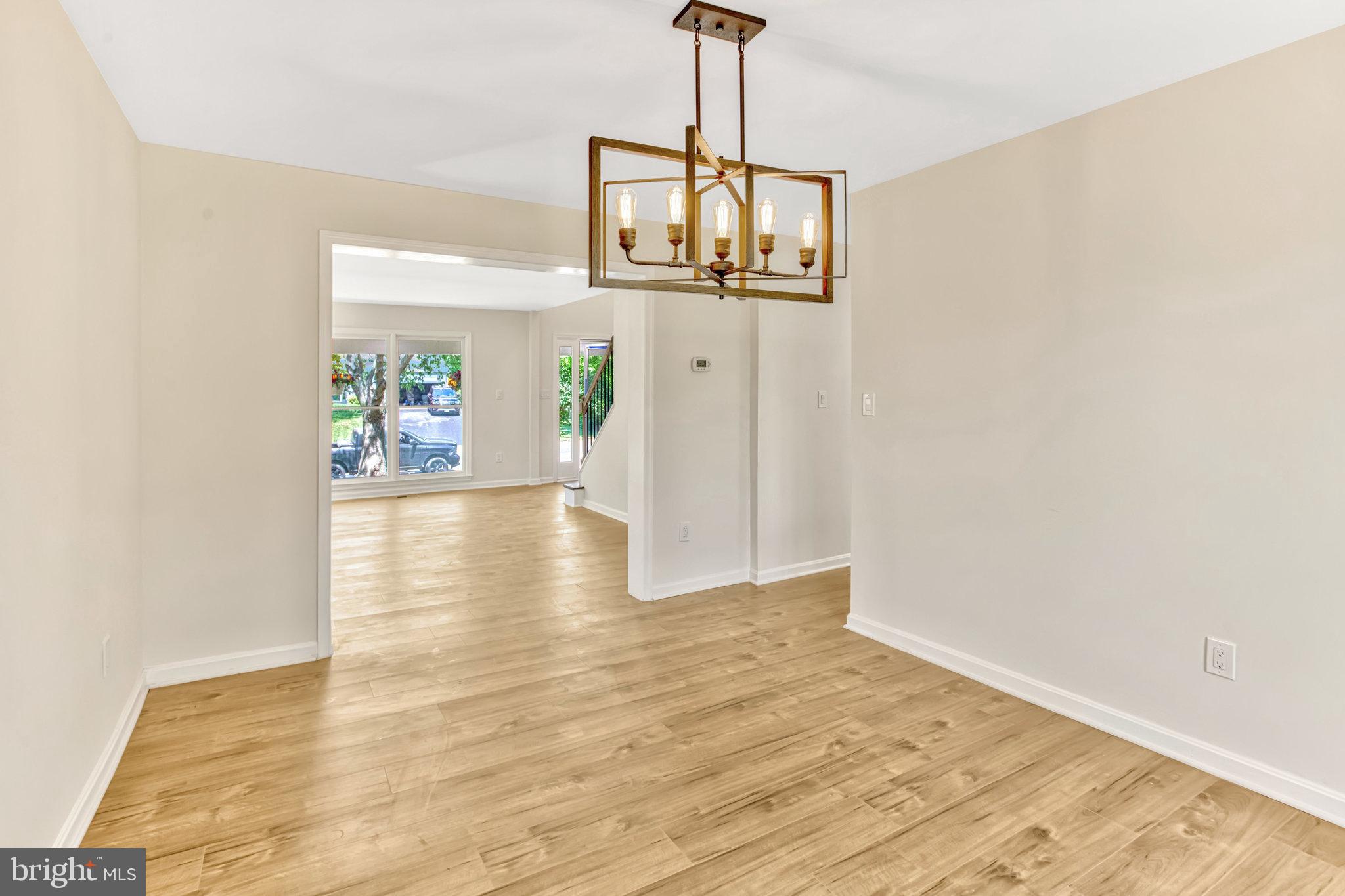 10091 Greenleaf Dr