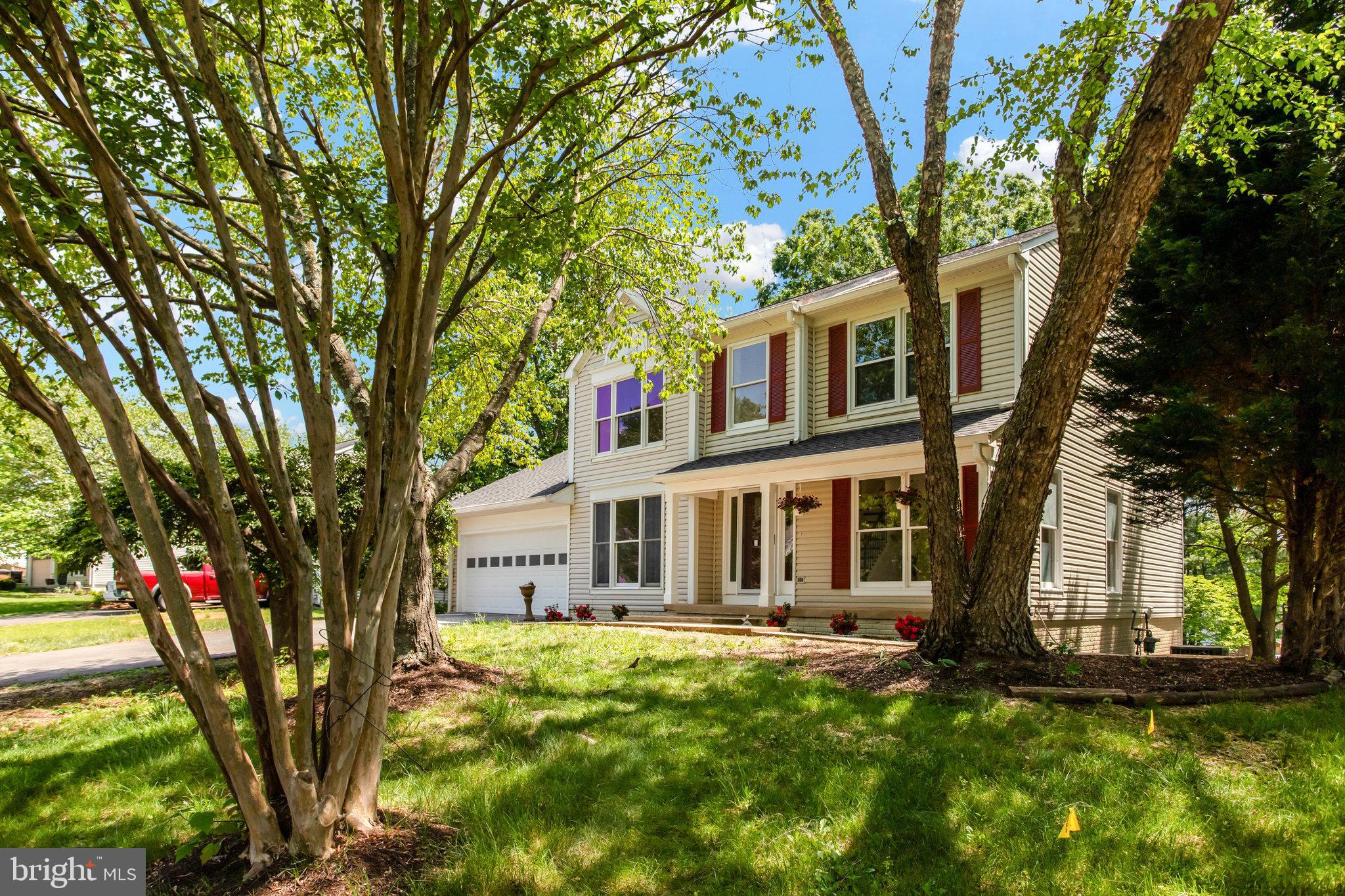 10091 Greenleaf Dr