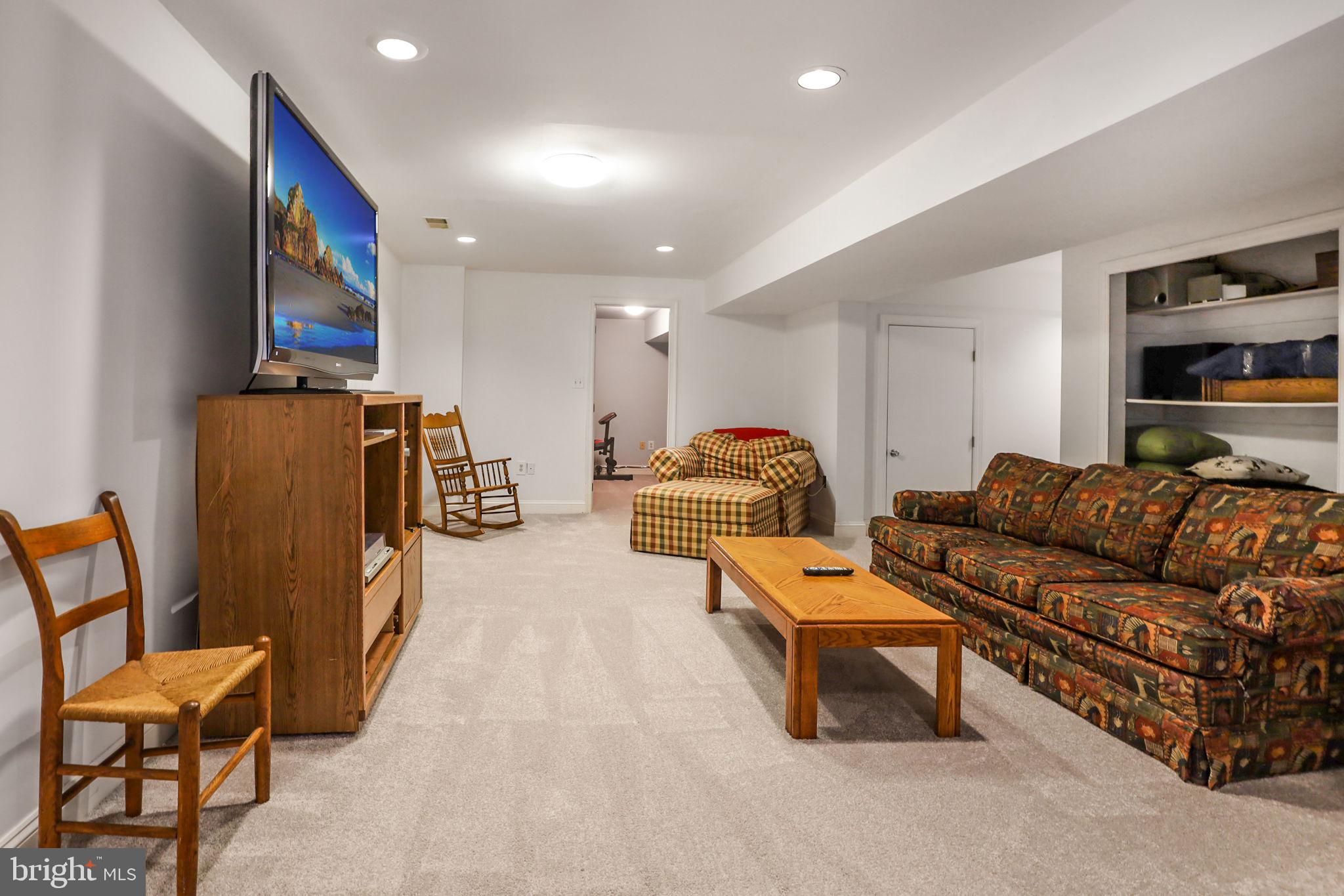 10202 Daylily Ct