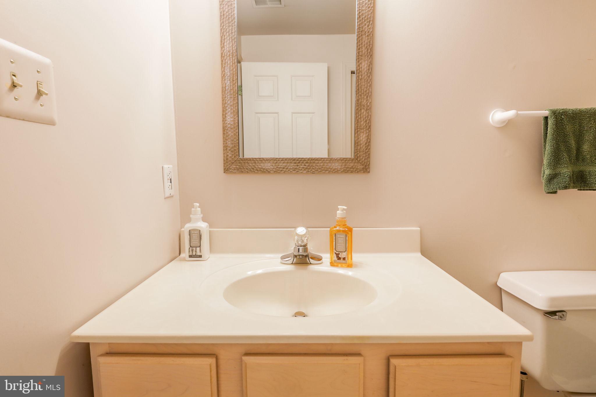 10202 Daylily Ct