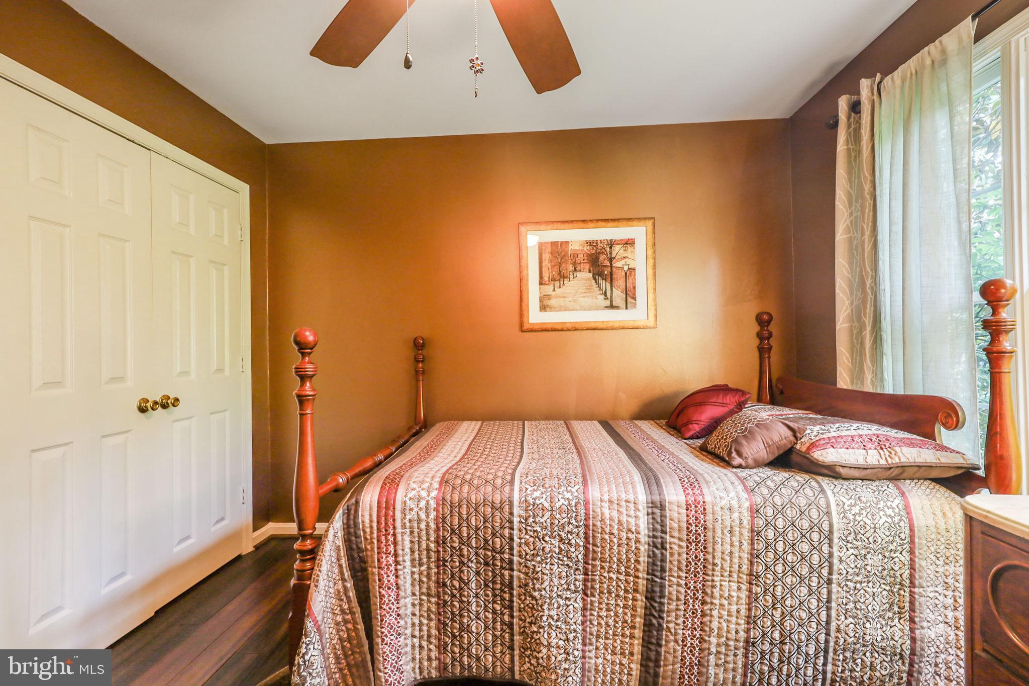 10202 Daylily Ct