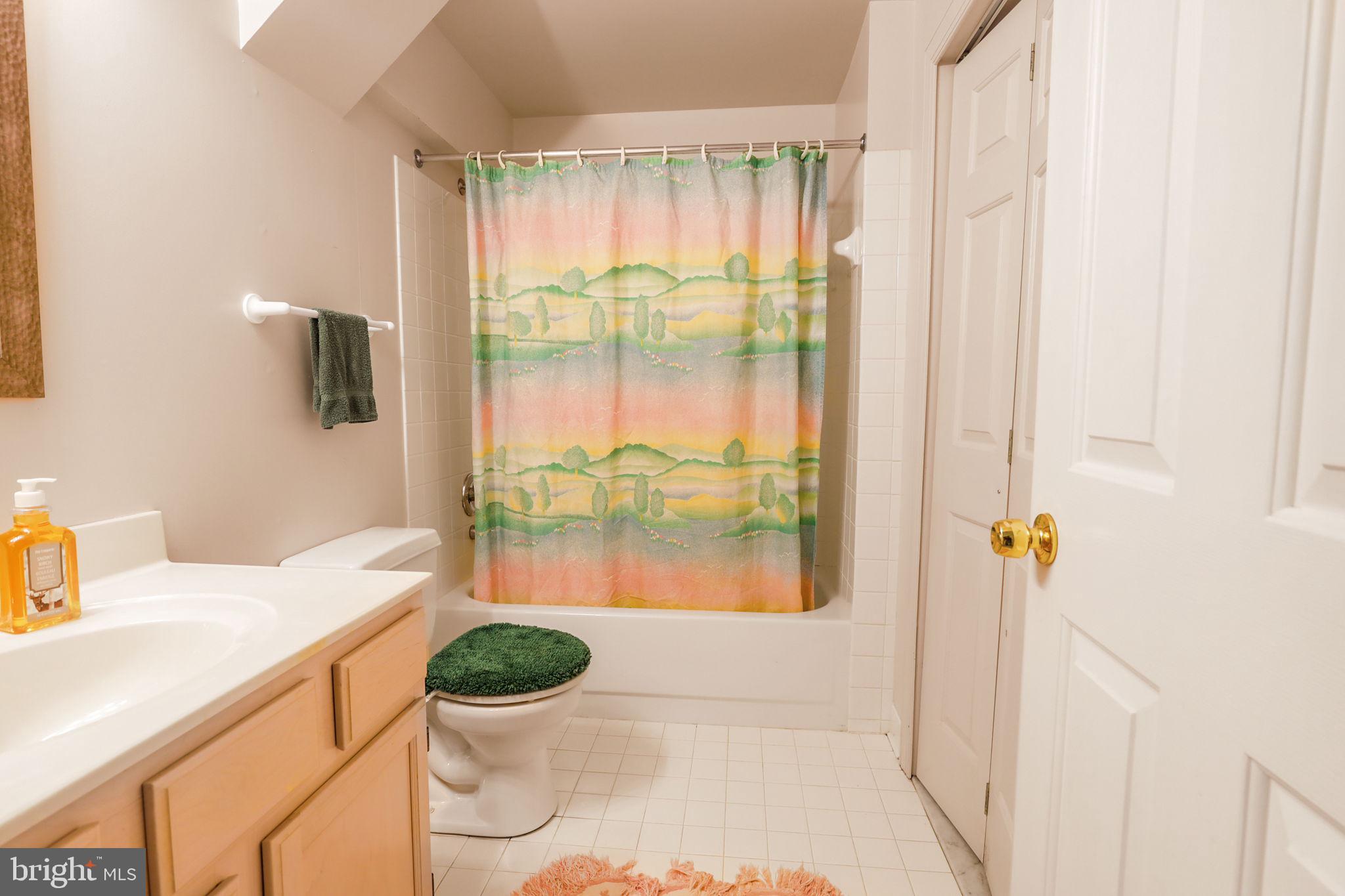 10202 Daylily Ct