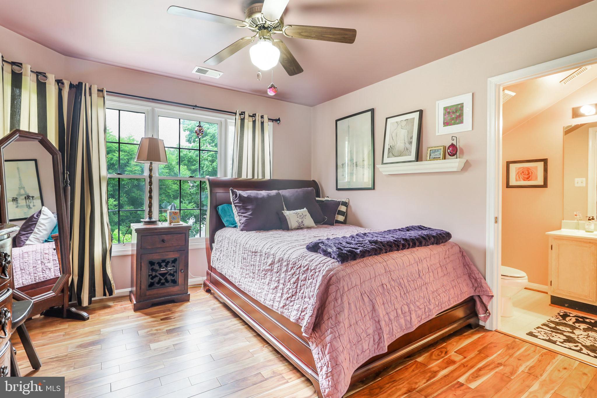 10202 Daylily Ct