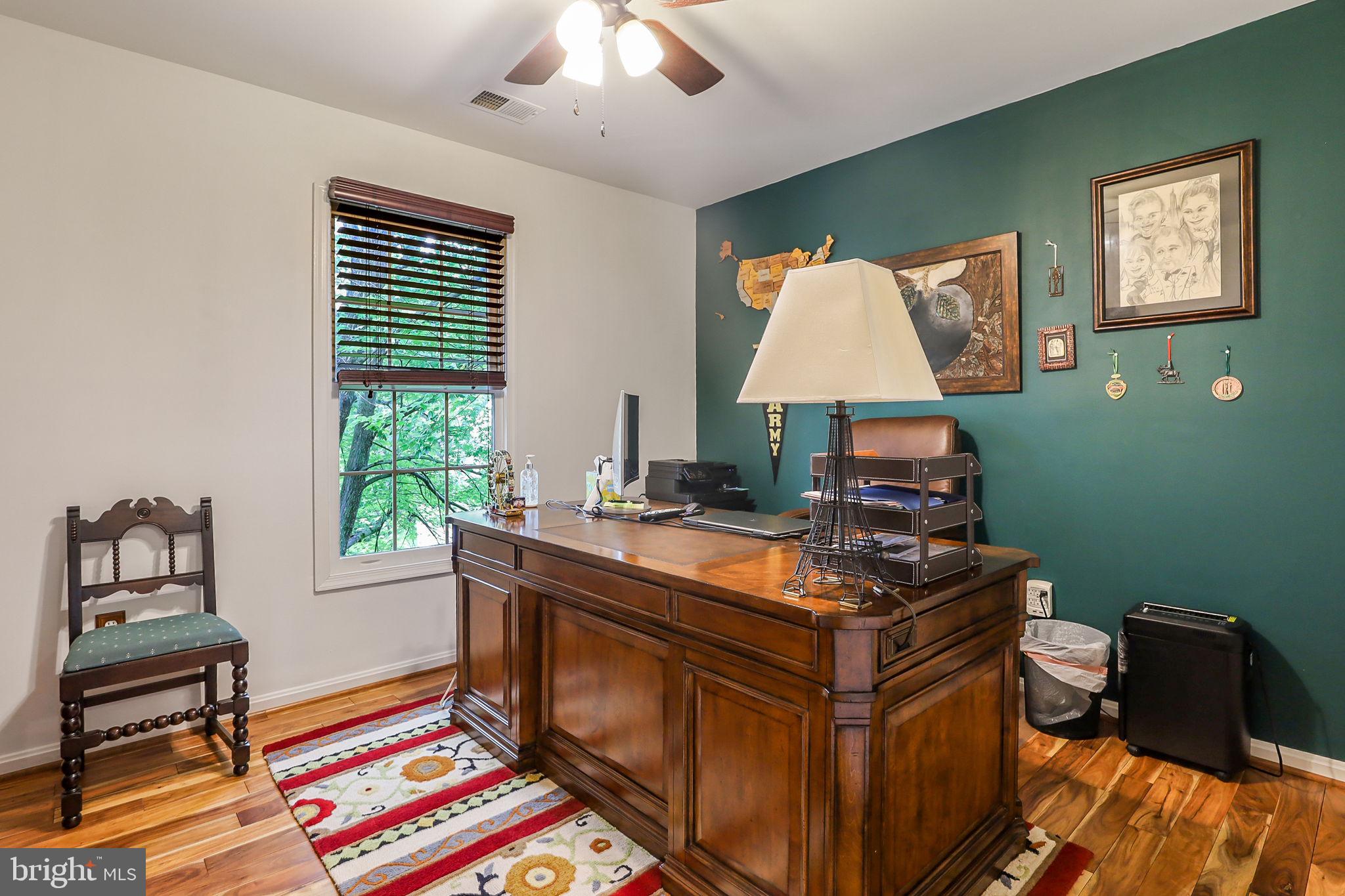 10202 Daylily Ct