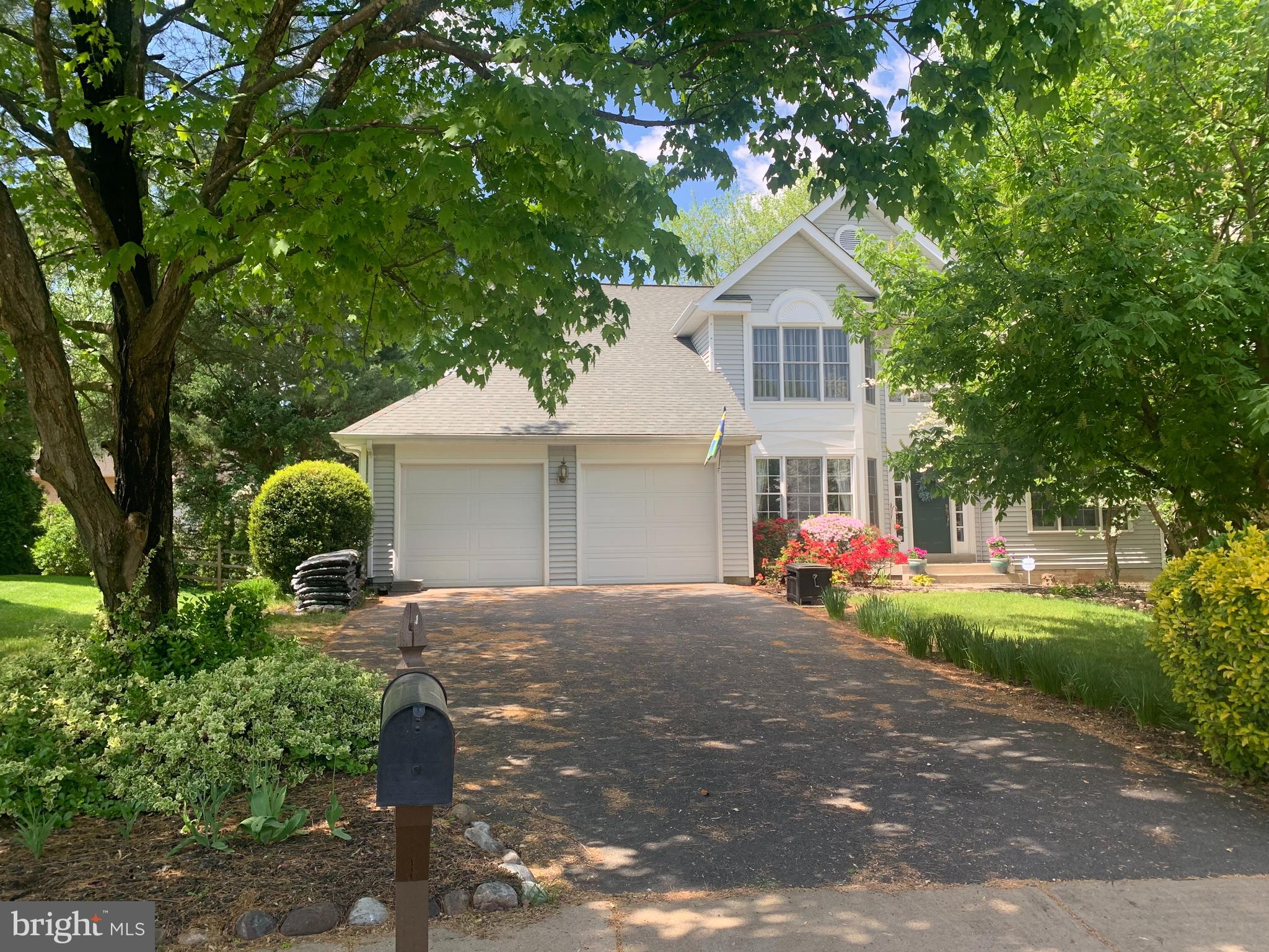 10202 Daylily Ct